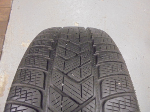 Pirelli Scorpion  reifen