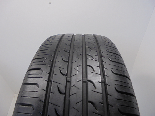 Goodyear Efficientgrip 4x4 SUV reifen