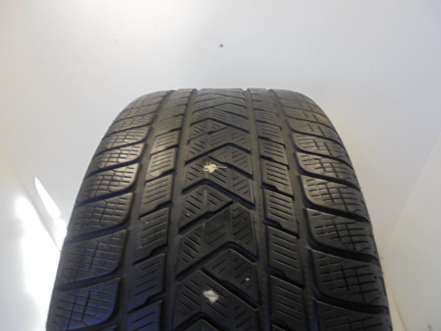 Pirelli Scorpion reifen