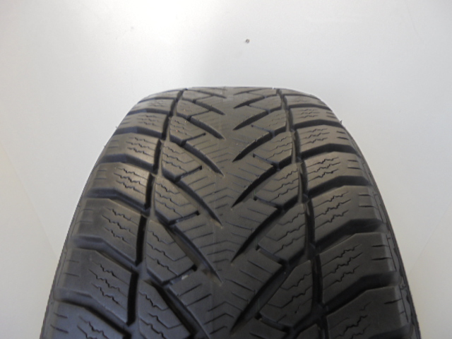 Goodyear Ultragrip+ SUV 4x4 reifen