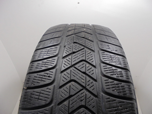 Pirelli Scorpion Winter reifen
