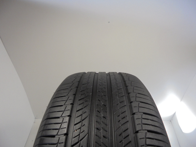 Hankook RA33 reifen