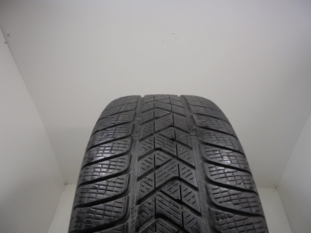 Pirelli Scorpion Winter reifen