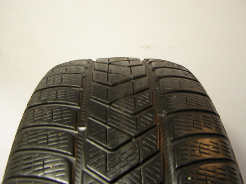 Pirelli Scorpion Winter reifen