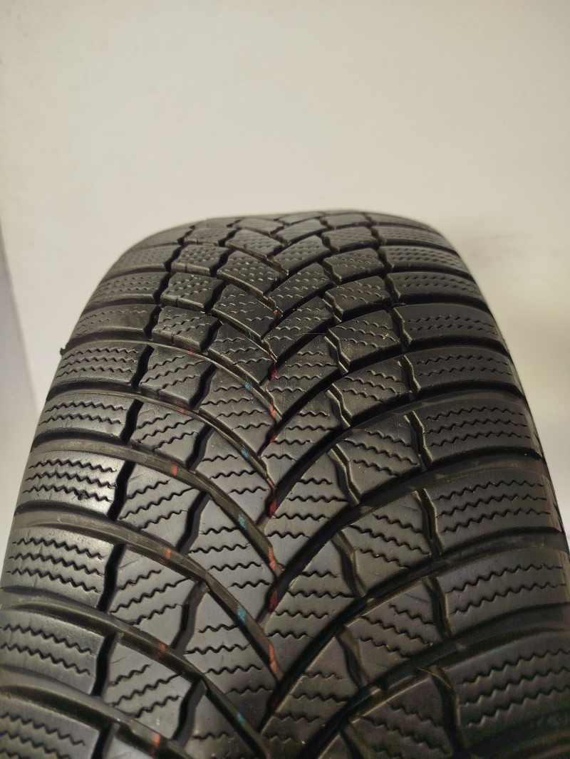 Bridgestone LM001 reifen
