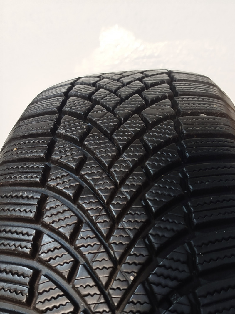 Bridgestone LM005 reifen