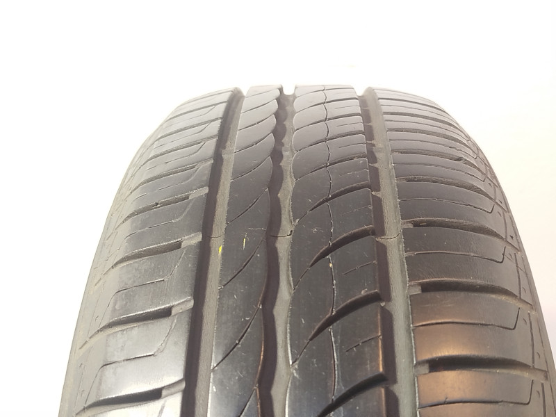 Pirelli Cinturato P1 reifen