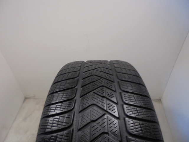 Pirelli Scorpion Winter reifen