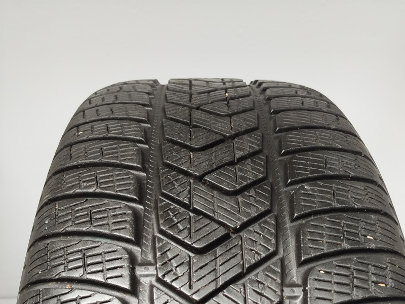 Pirelli Scorpion Winter reifen