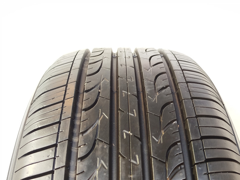Kumho KH25 reifen