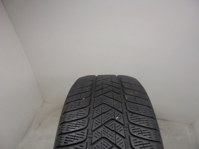 Pirelli Scorpion Winter reifen