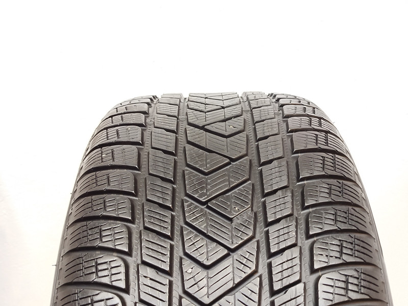 Pirelli Scorpion Winter reifen
