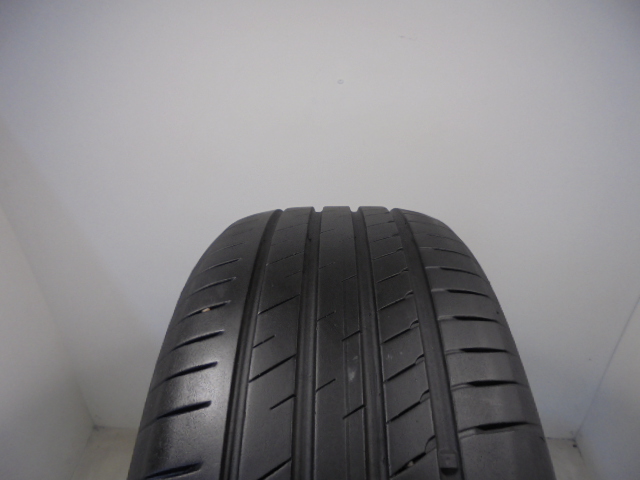 Nexen Nfera Sport SU2 reifen