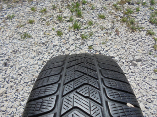Pirelli Scorpion reifen